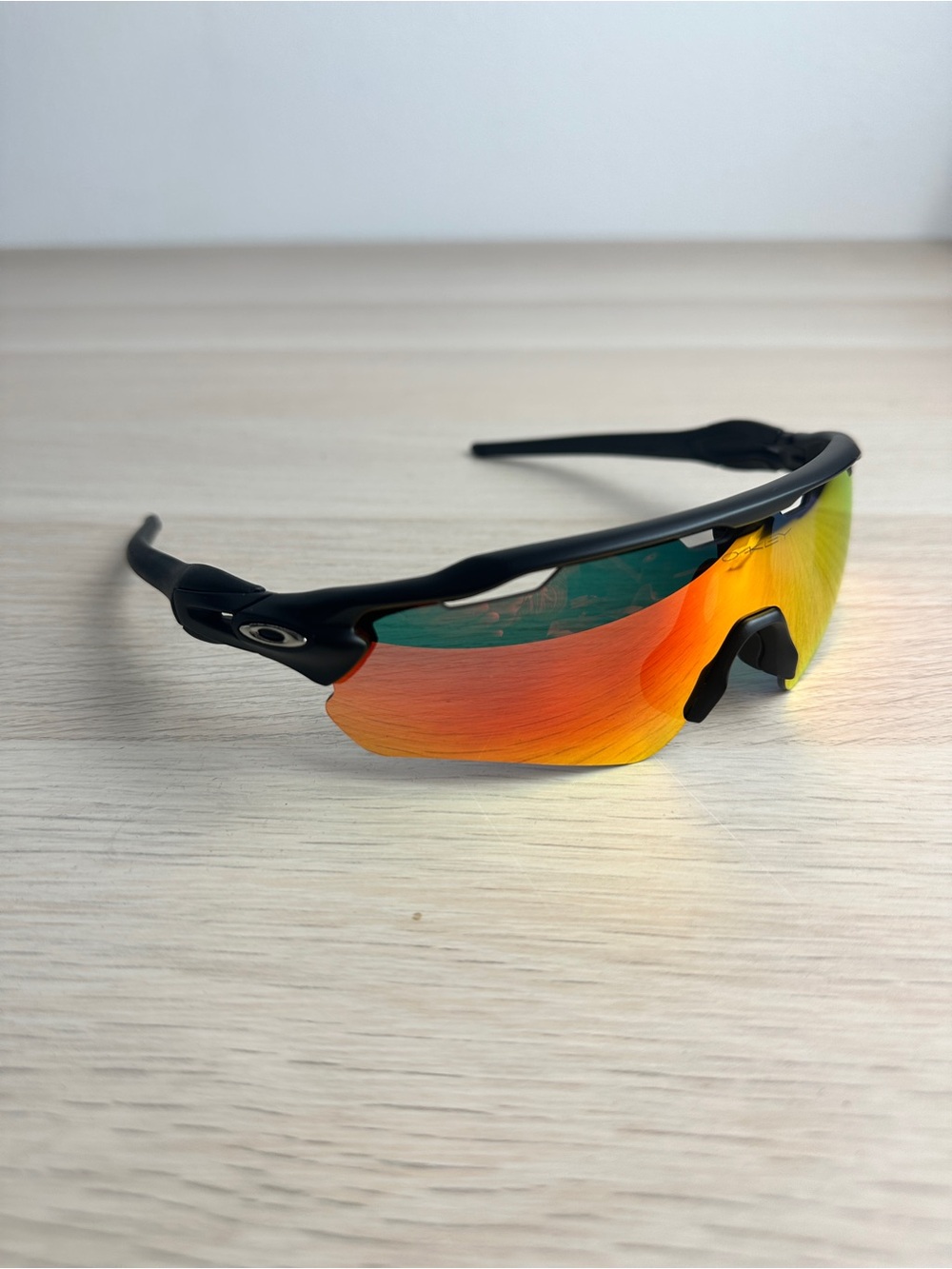 Oakley OO09275 Matte Black/Red Prizm Sunglasses